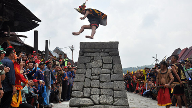 Keunikan Budaya Pulau Nias yang Membuat Wisatawan Terpesona